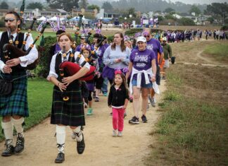 Santa Cruz Prepares for Its 20th Alzheimer Bagpipers lead the Walk to End Alzheimer’s in Aptos