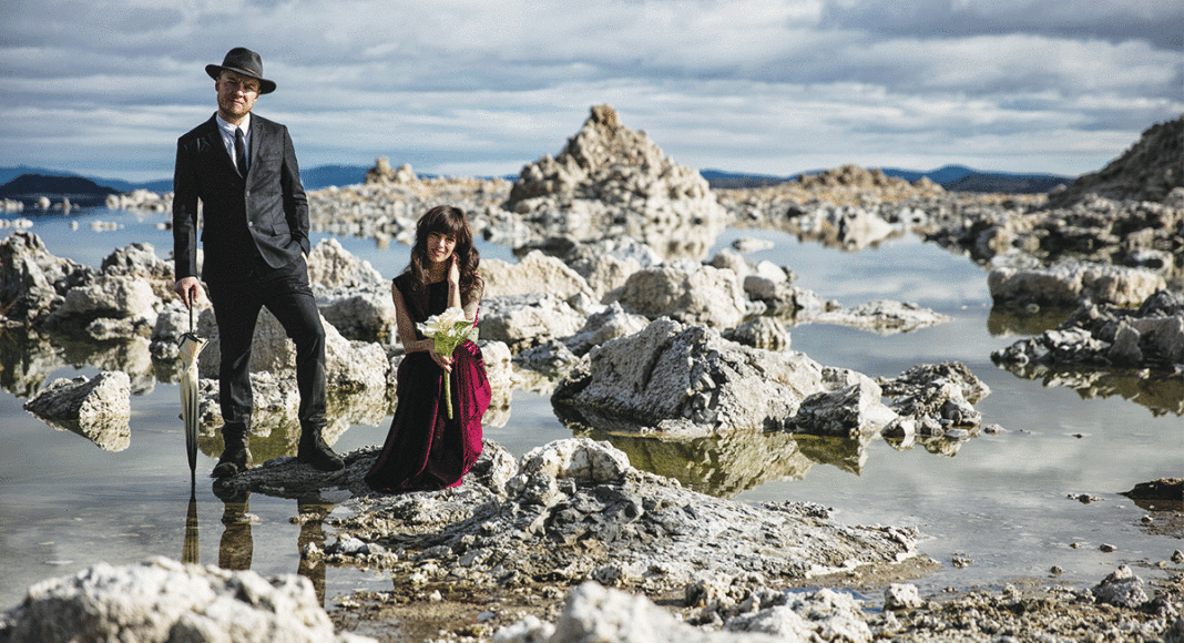 Little Hurricane blues-rock duo in tidepools