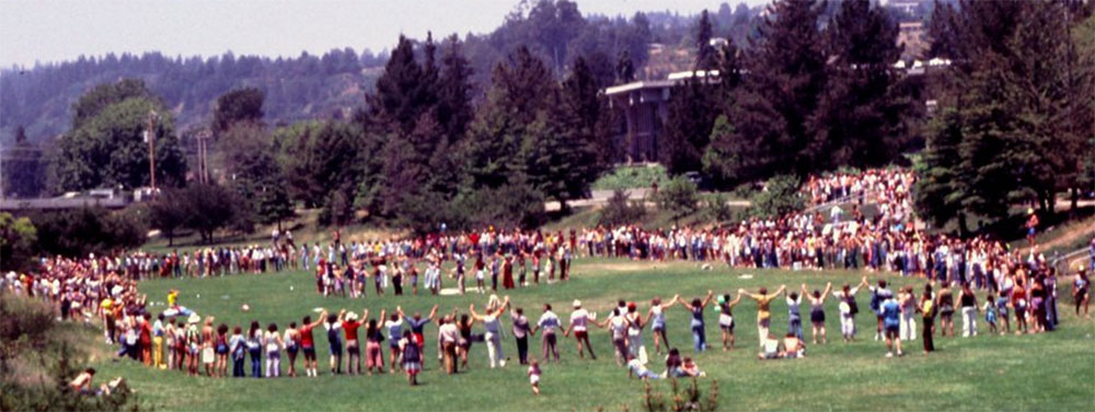 Cover image gay pride gathering in San Lorenzo Park