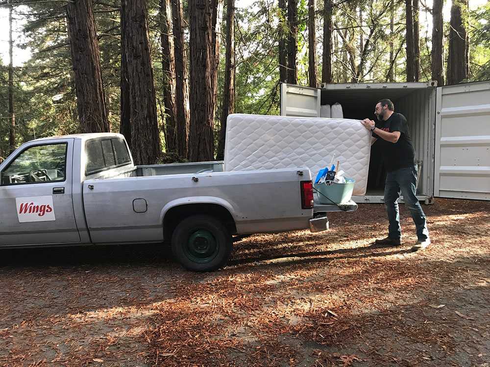 Wings homeless advocacy delivers a new bed to people in need